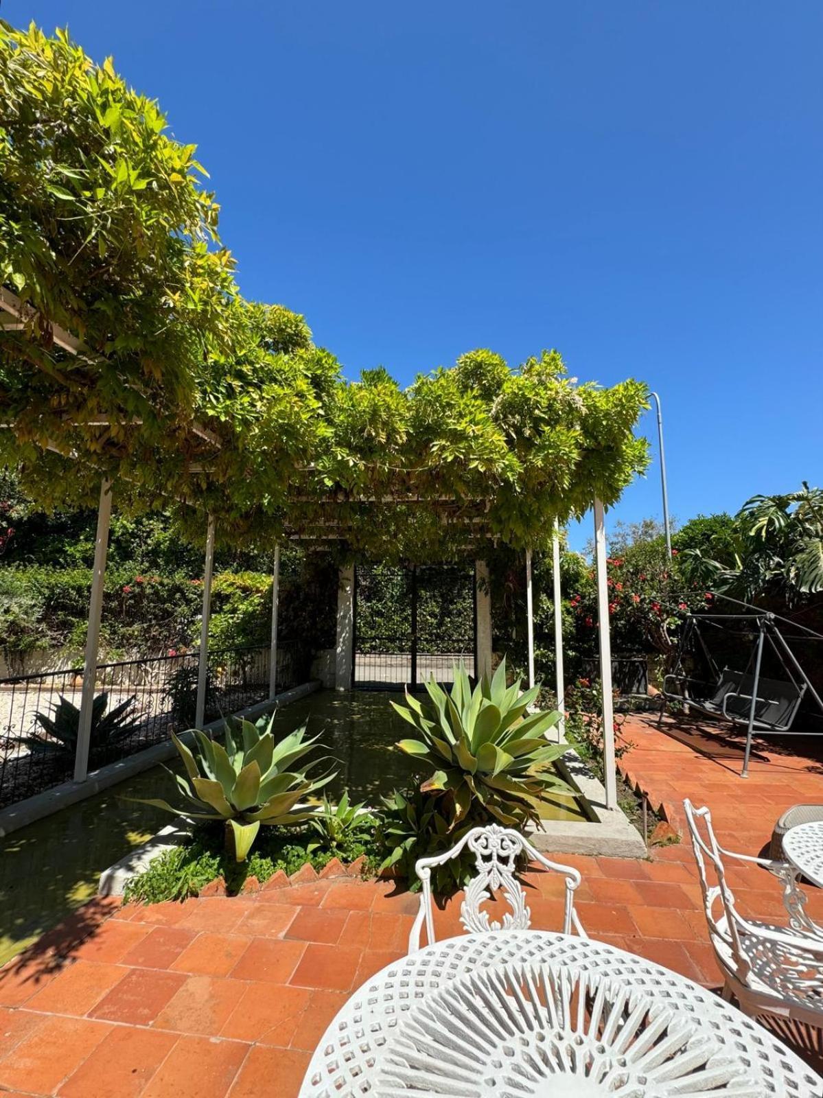 Casa Vacanze Villa Angelina Giardini Naxos Exteriör bild