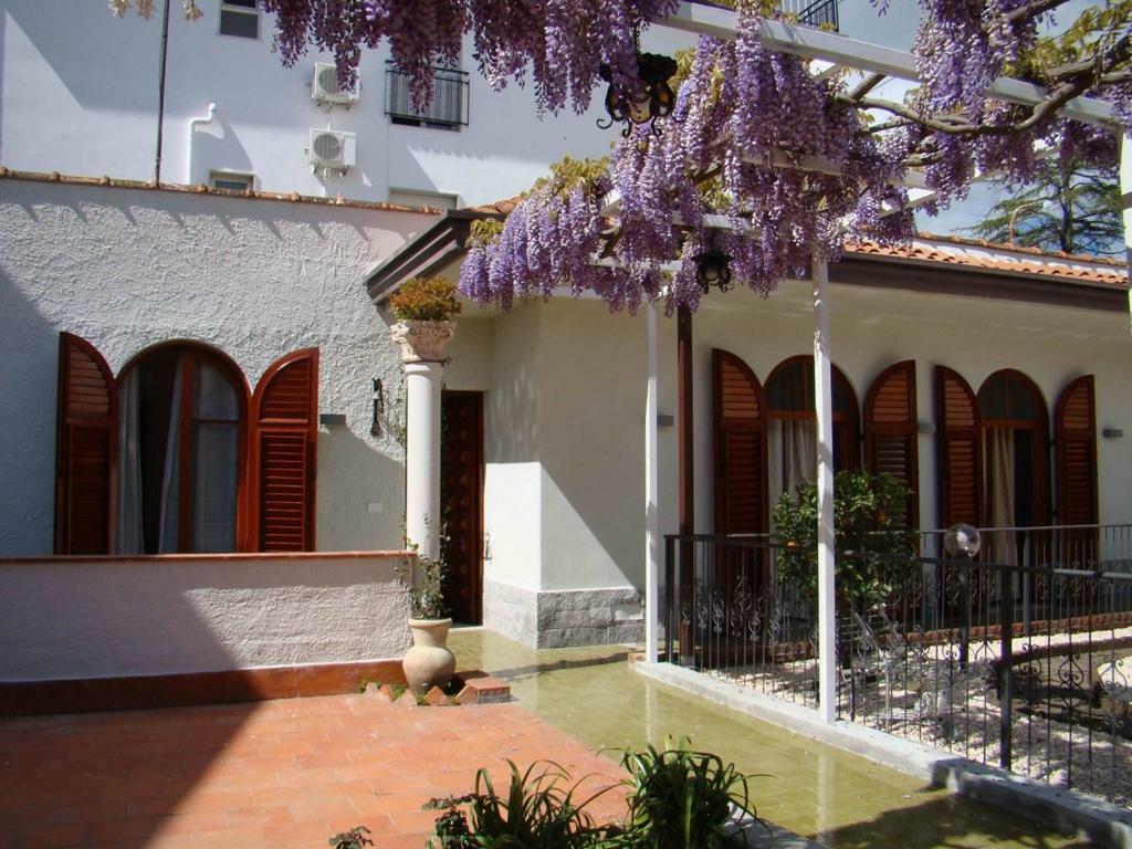 Casa Vacanze Villa Angelina Giardini Naxos Exteriör bild